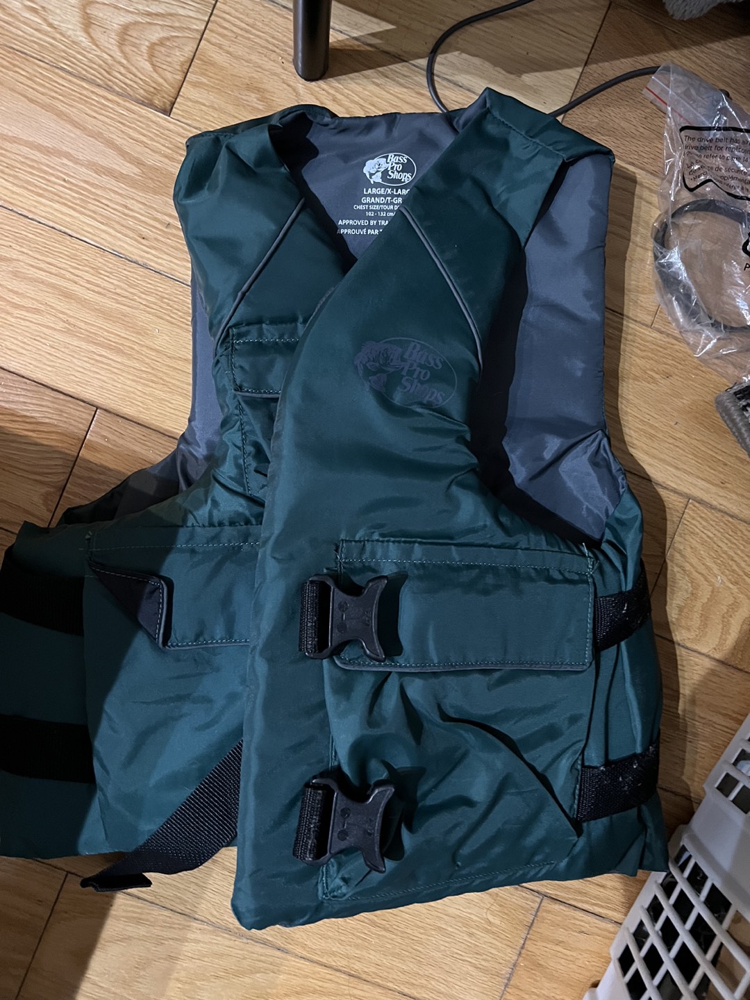 Life jacket basspro x2