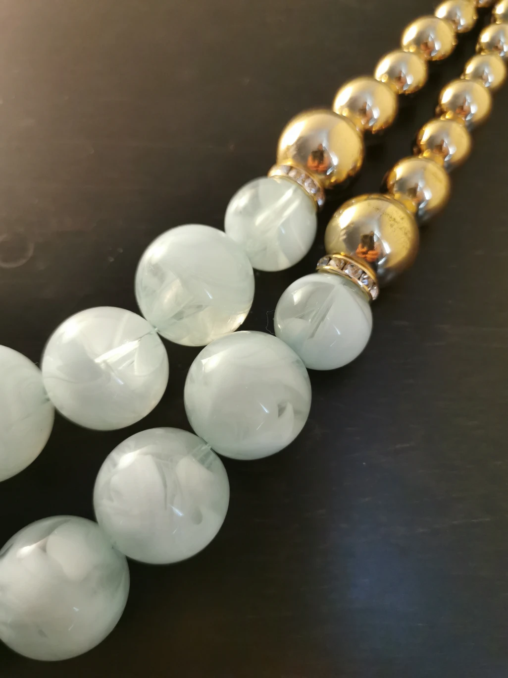 Oversized necklace image indicator(2)