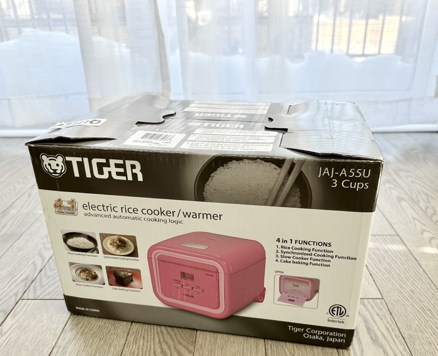TIGER Electric Rice Cooker / Warmer NEW Karrot
