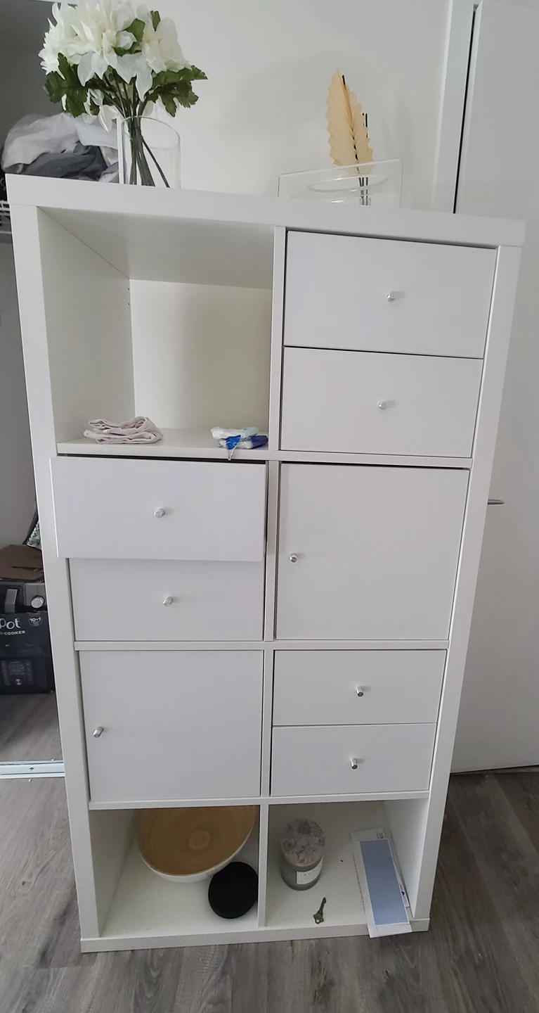Ikea Kallax cube shelf thumbnail