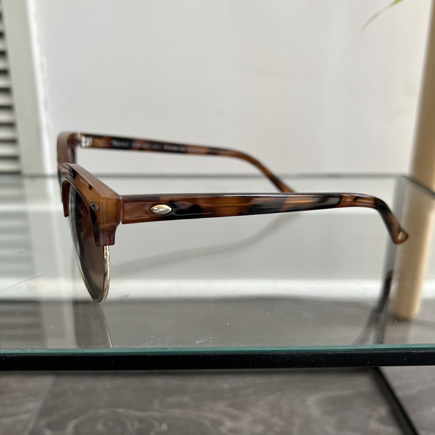 SUNGLASSES image indicator(2)