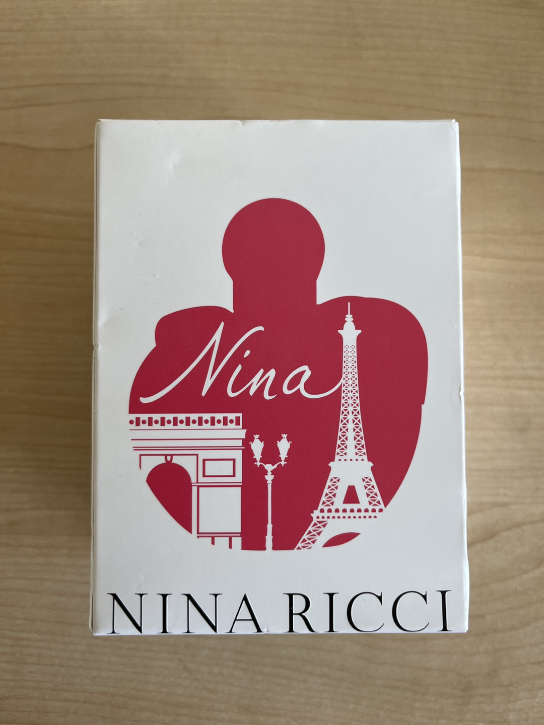 Nina Ricci Perfume thumbnail