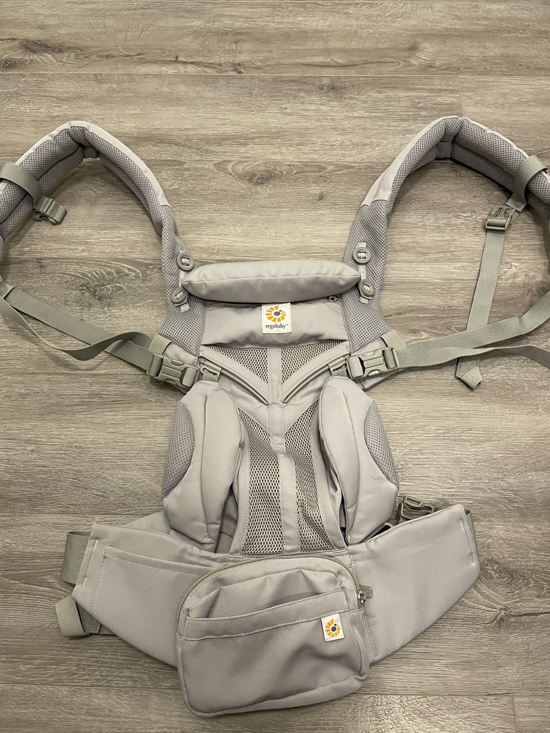 Ergobaby Omni 360 All Position Baby Carrier thumbnail