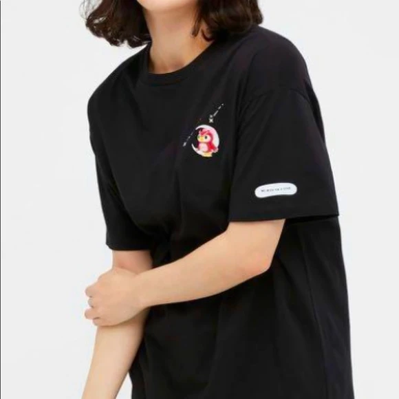 uniqlo animal crossing Celeste shirt thumbnail