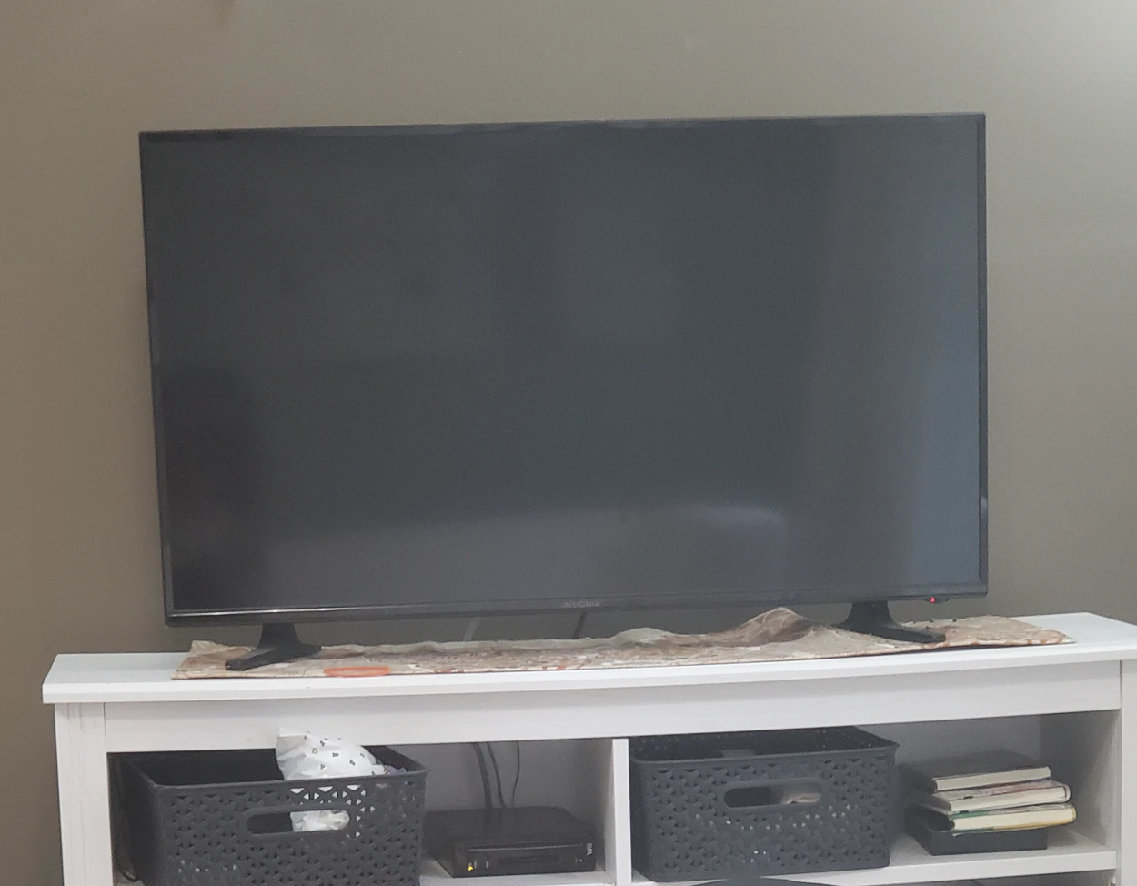 INSIGNIA 40 inch LED-TV monitor thumbnail