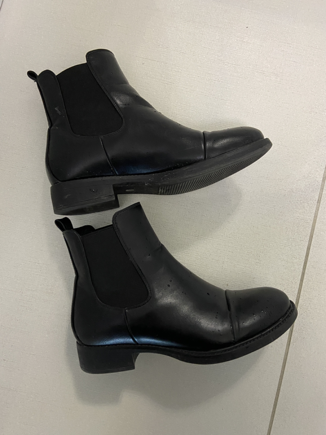 Kenneth Cole booties thumbnail