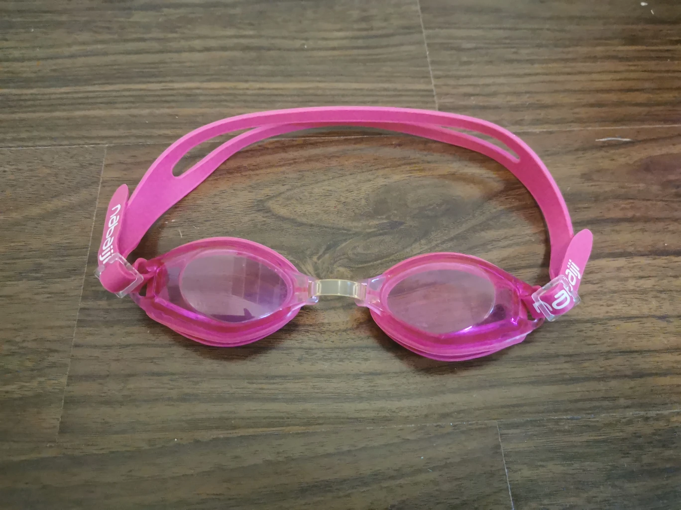 #freecycle pink Nabaji swimming goggles thumbnail