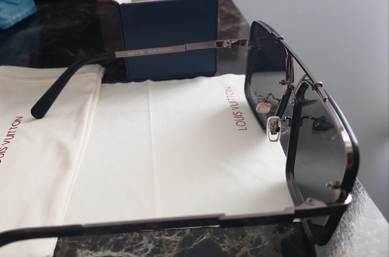 Louis Vuitton unisex sunglasses made in Italy - photo 4