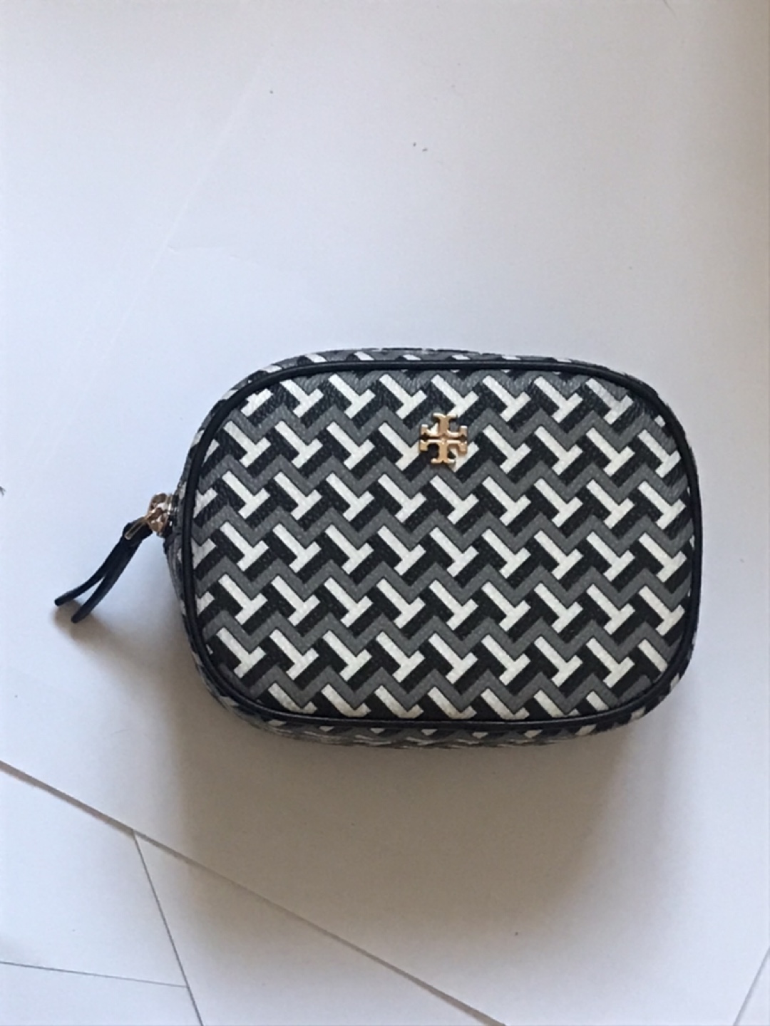 Tory Burch Pouch thumbnail