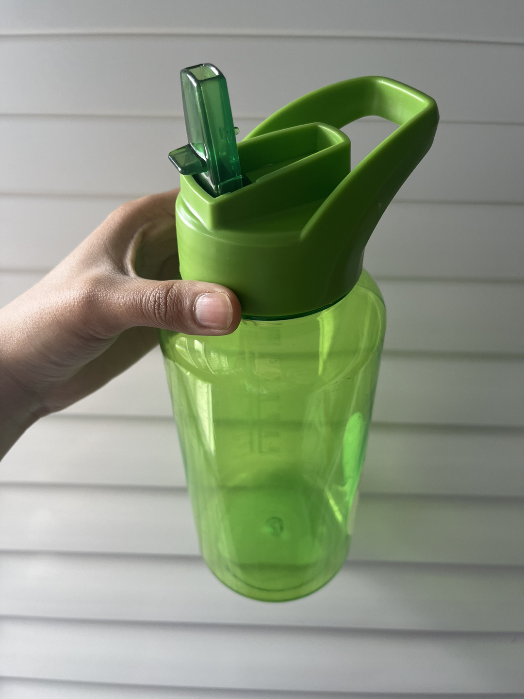 Green Water Bottle 1.1L/39oz - photo 5