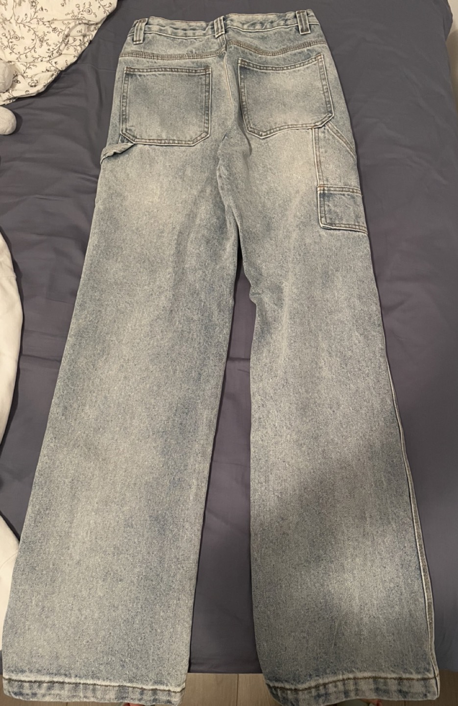 Jeans thumbnail