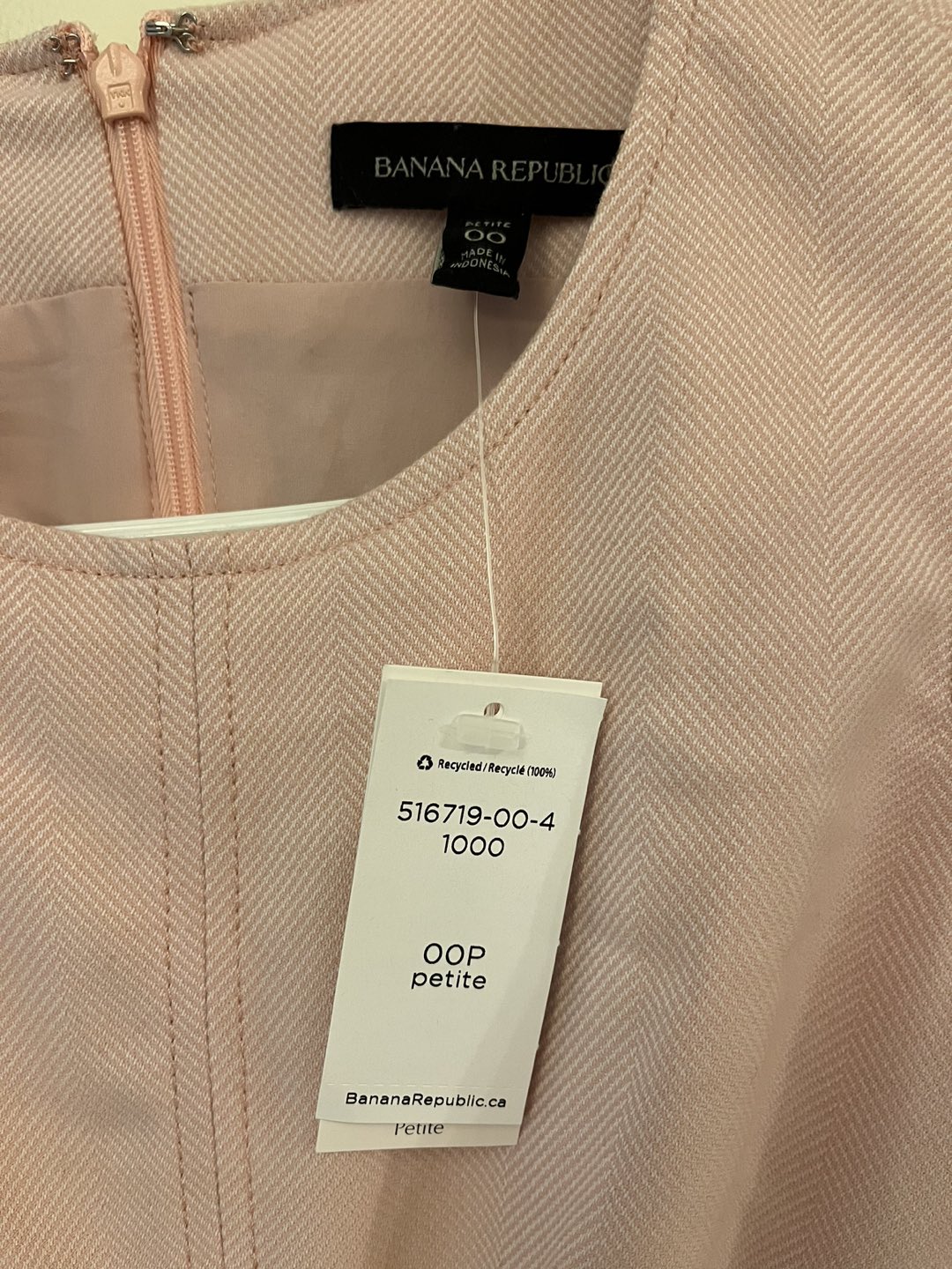 Sleeveless light pink dress by Banana Republic image indicator(2)