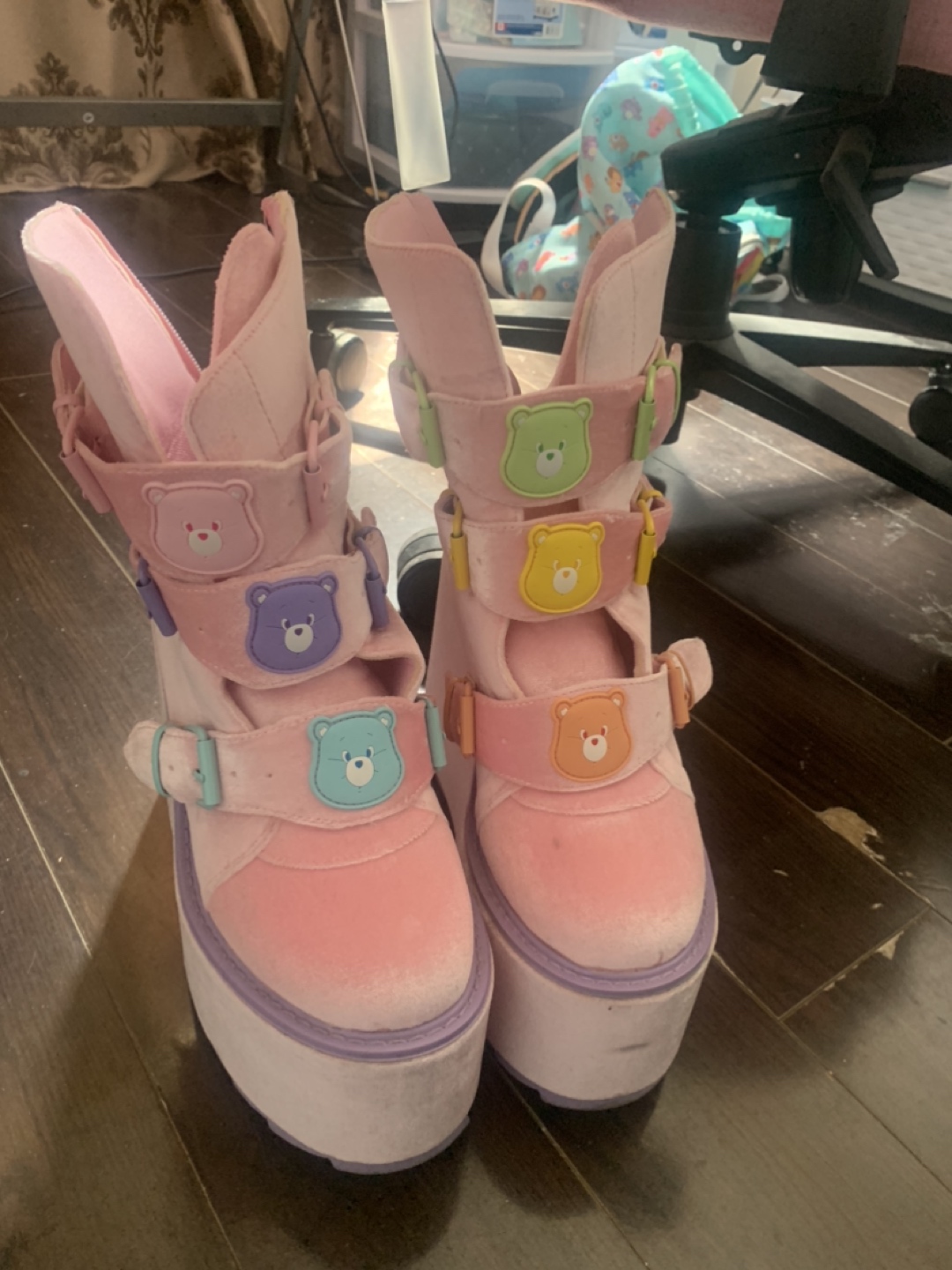 YRUSHOES Care Bears Collab Platforms LIMITED EDITION! 💗 image indicator(3)