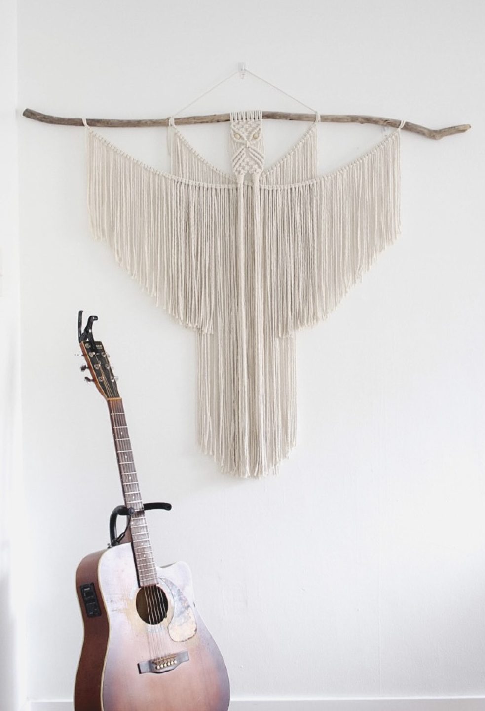 Large macrame owl wallhanging