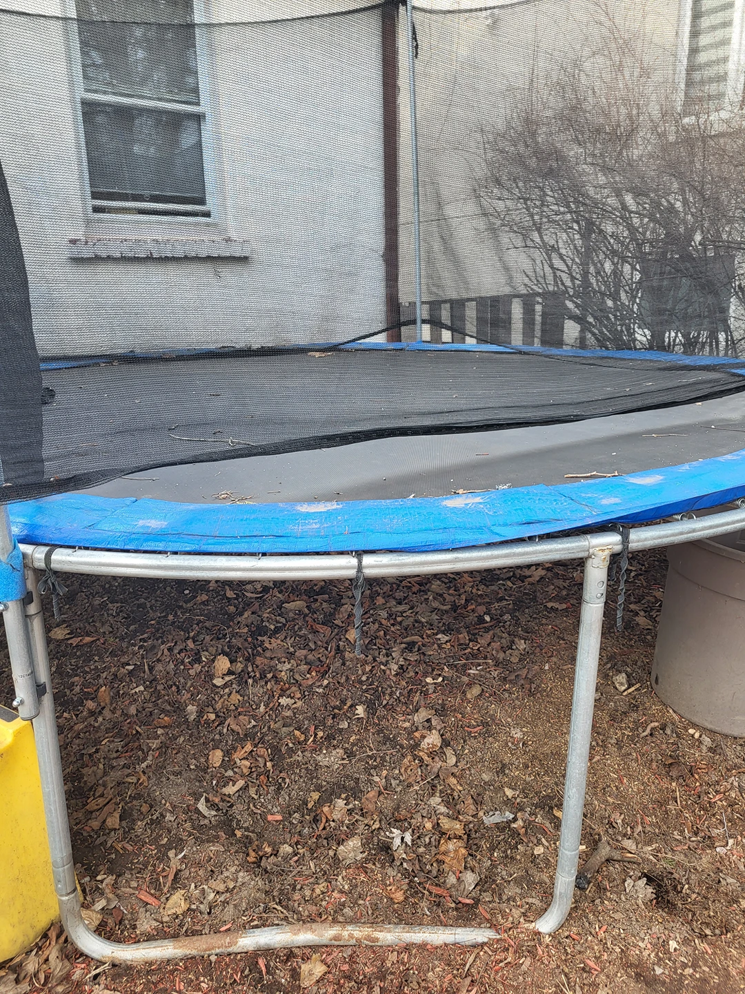 large trampoline thumbnail
