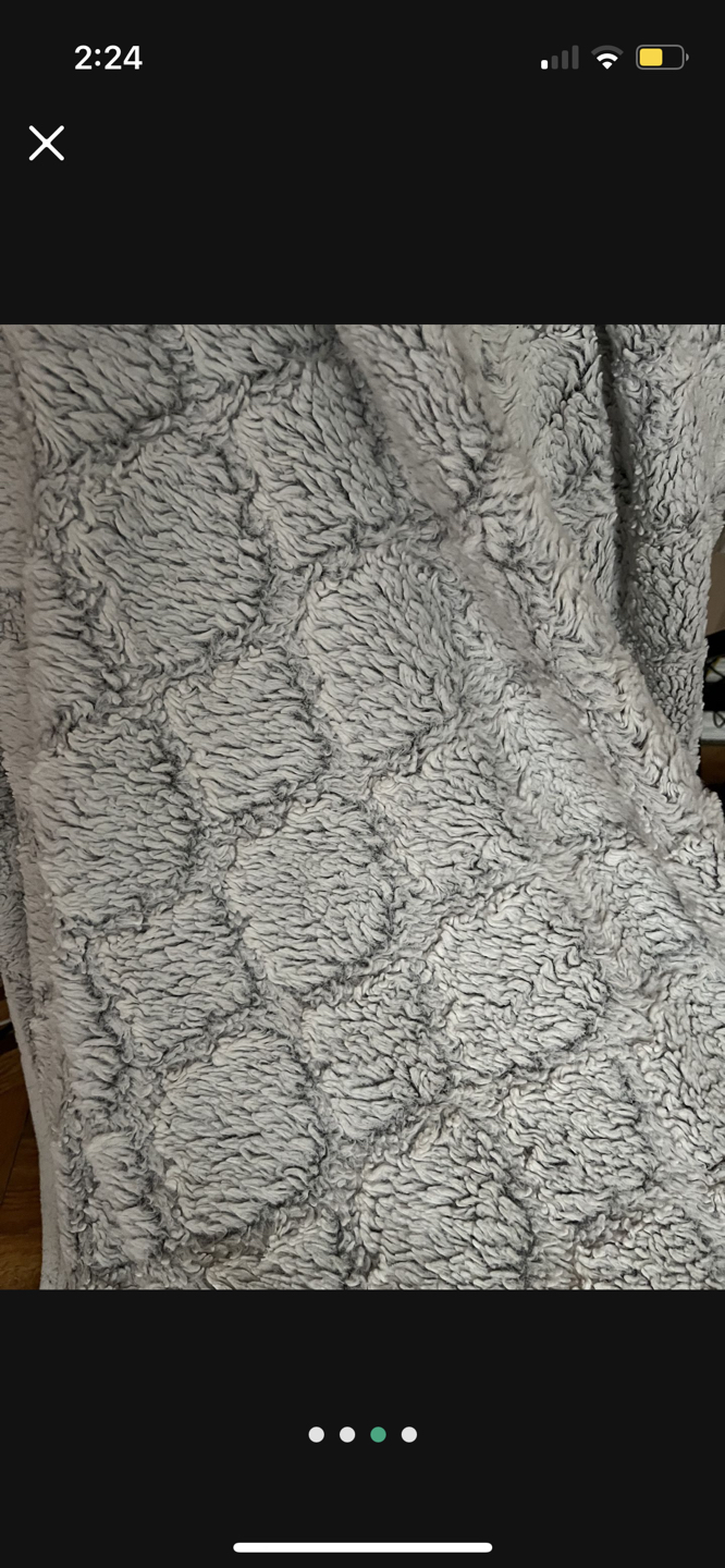 Gray multi throw blanket - photo 3