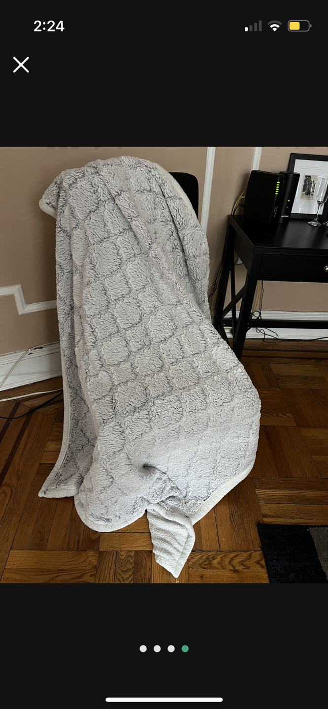 Gray multi throw blanket - photo 4