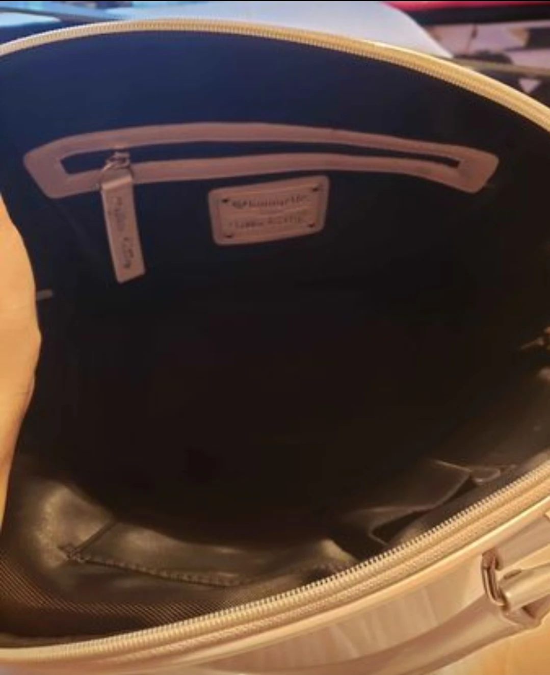 Loungefly Hello Kitty Handbag - photo 2