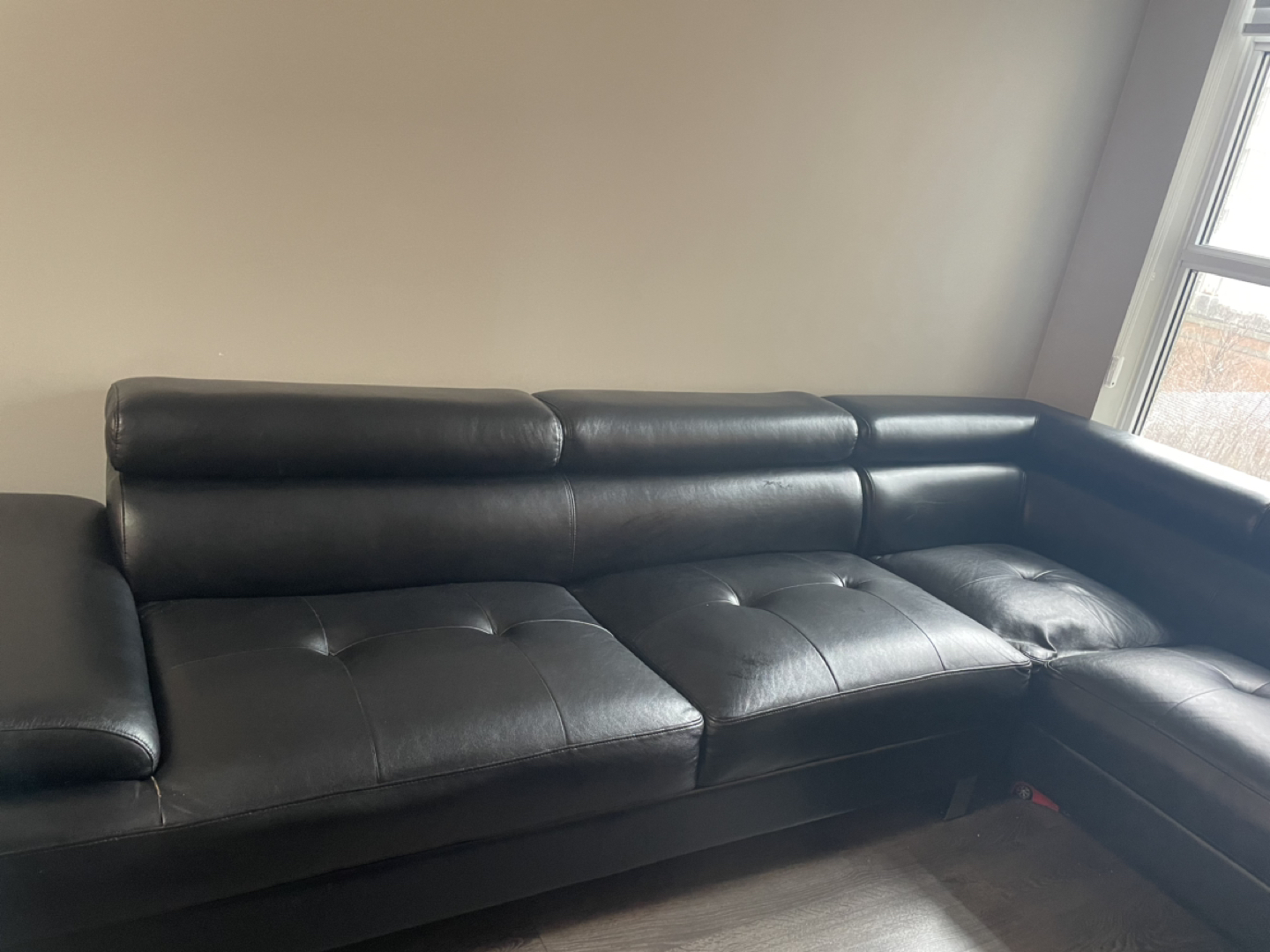 Black Sectional couch - photo 2