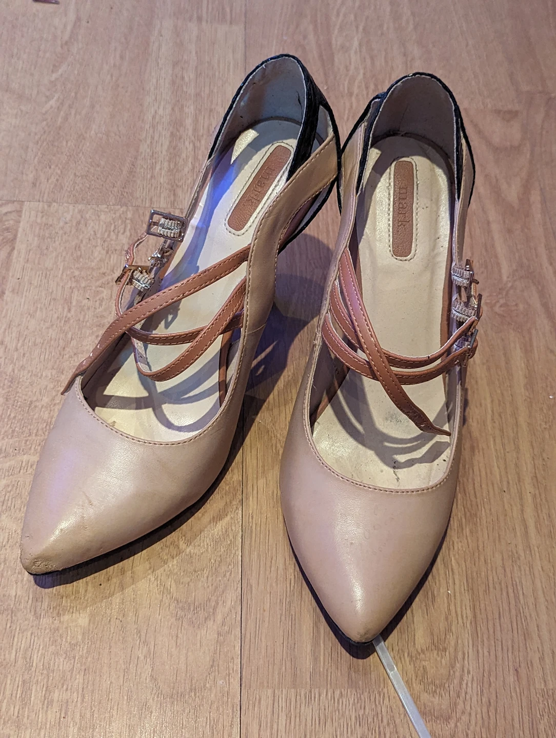 Beige Mark. Heels Size 8 thumbnail