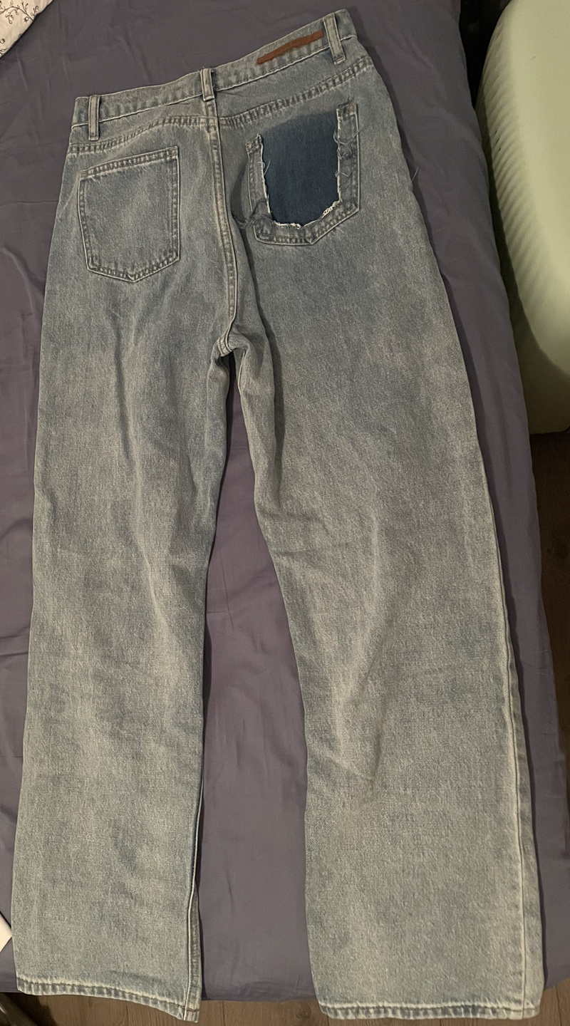 Jeans thumbnail