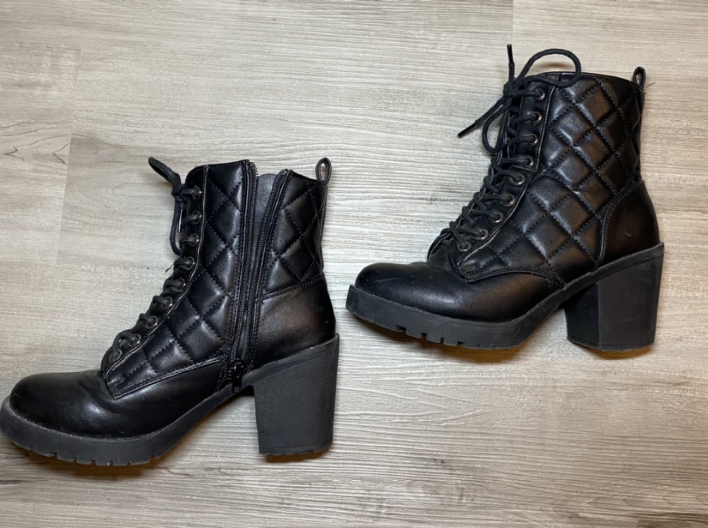 Black short boots - photo 2