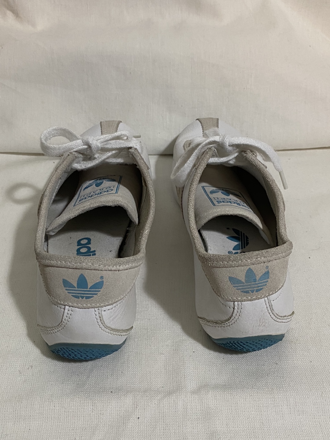 Adidas Okapi Sneakers Runners Size 8.5 image indicator(3)