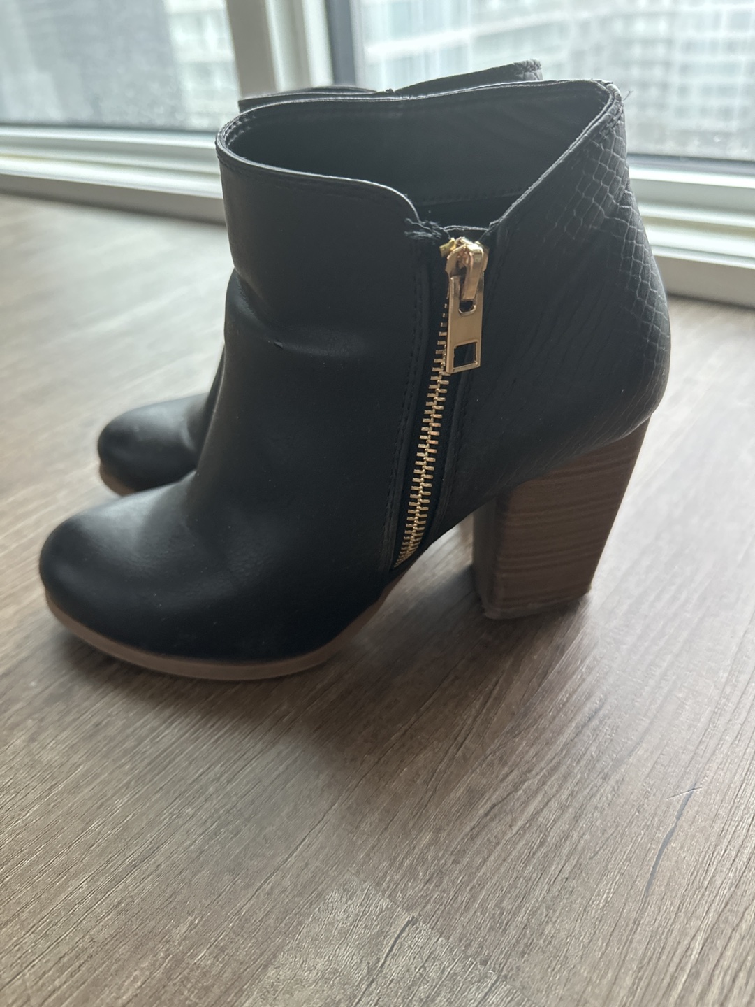 New call it spring Boots - size 7 - photo 2