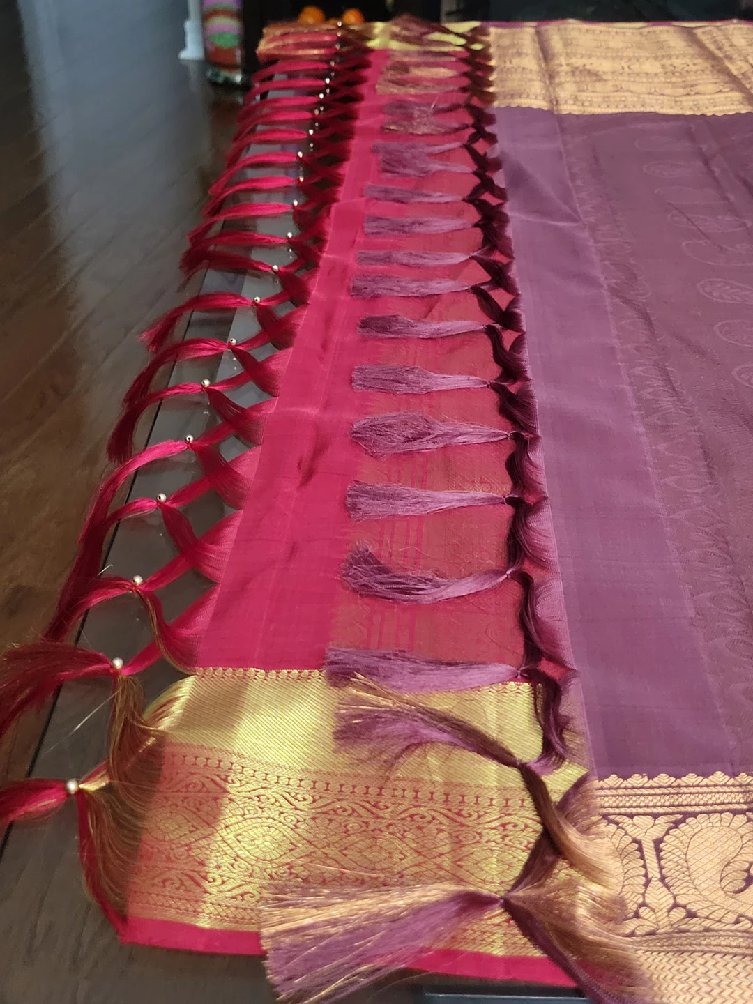 Making saree tassels - photo 2
