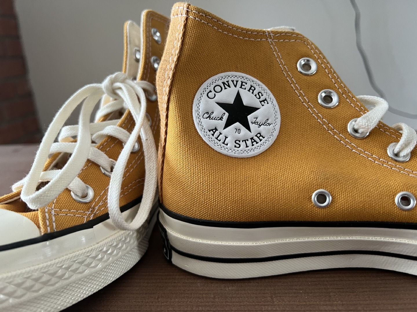 Converse Chuck Taylor 70 thumbnail