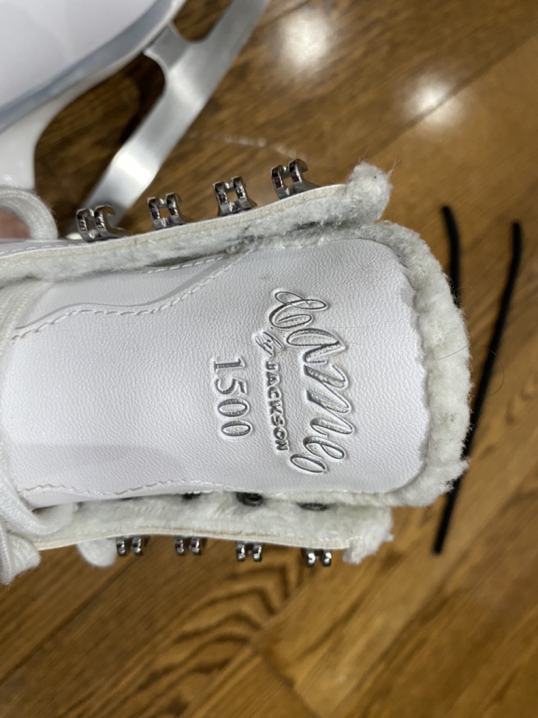 Ice figure skates size-4 - photo 4