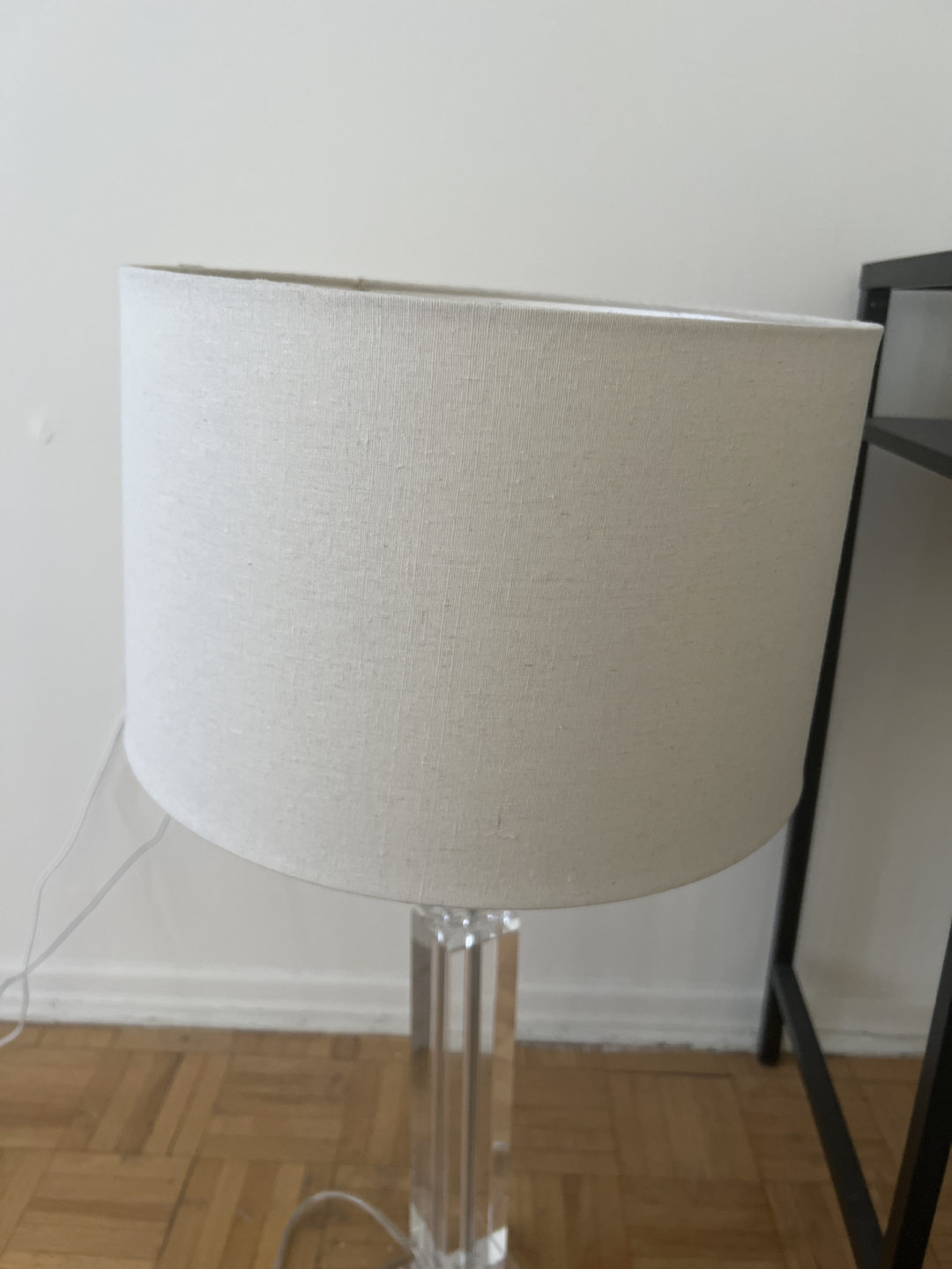 Beautiful and elegant glass bed lamp - photo 3