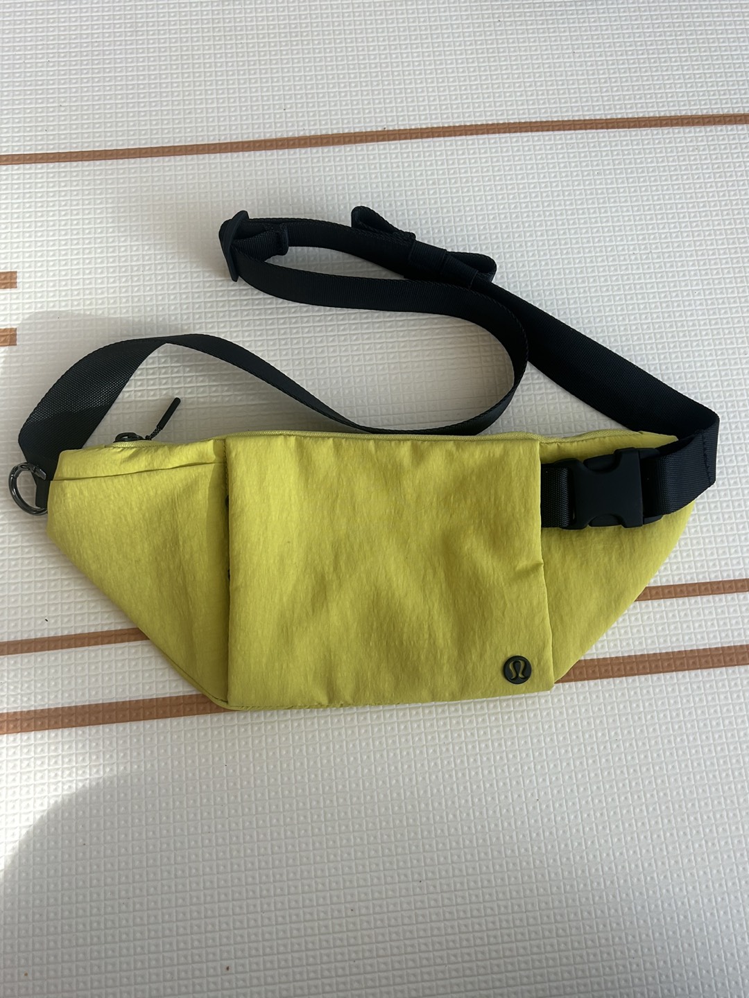 Lululemon Fanny pack - photo 4