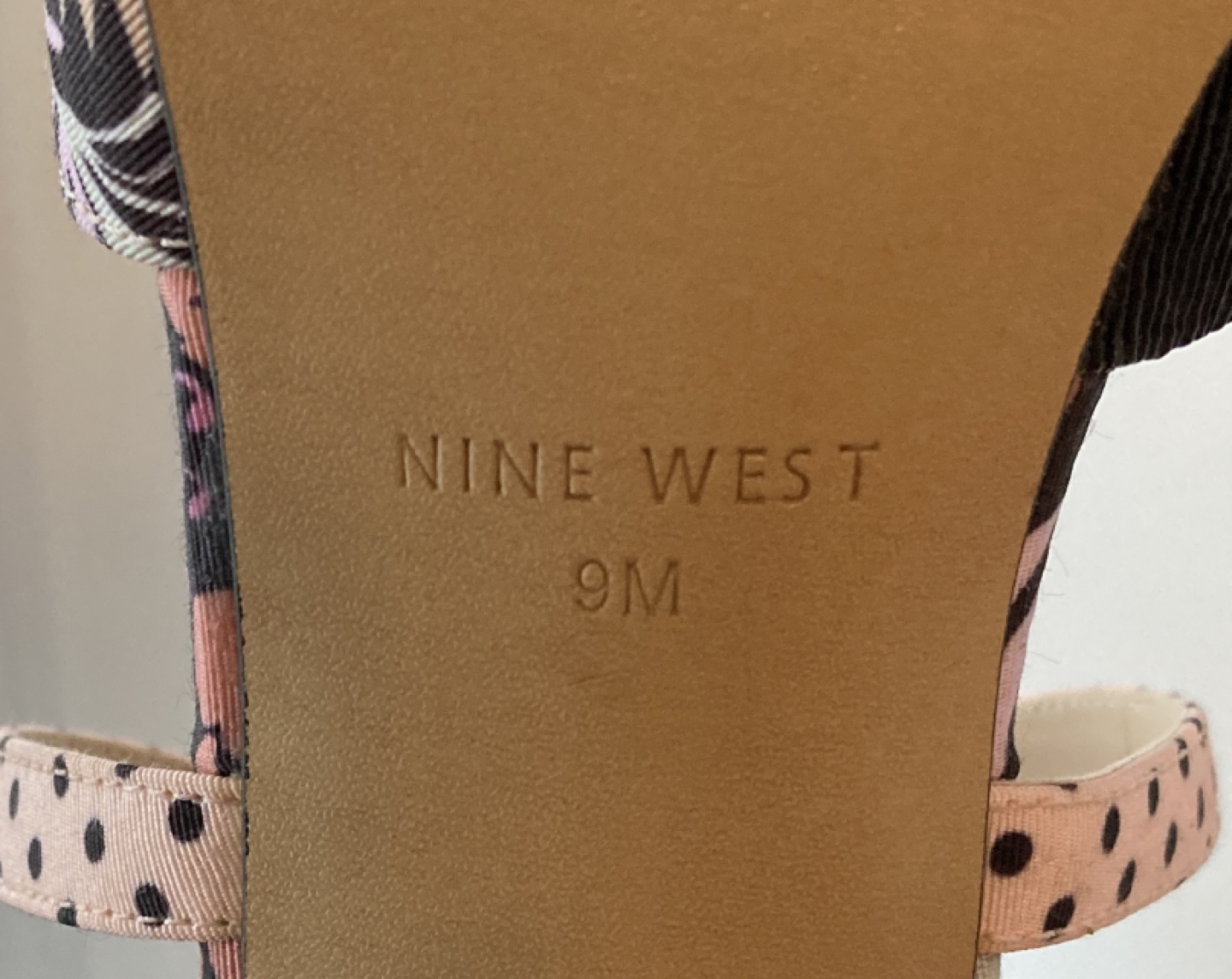 Nine West Sandals - size 9 image indicator(5)