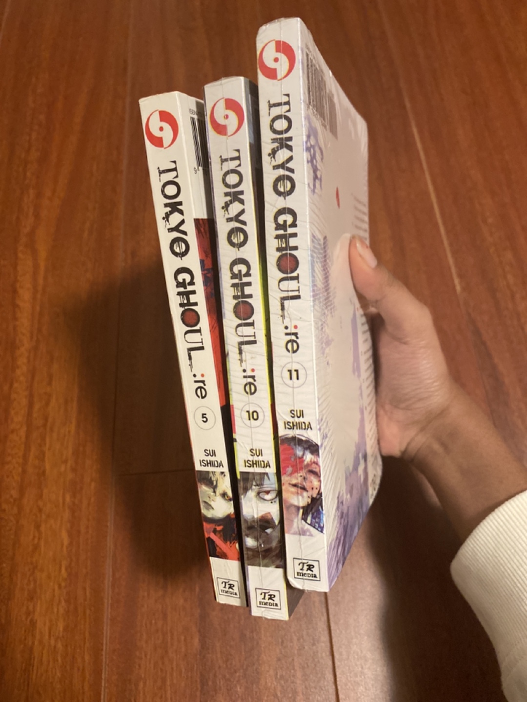 Tokyo Ghoul: re extra book 10,11,5
