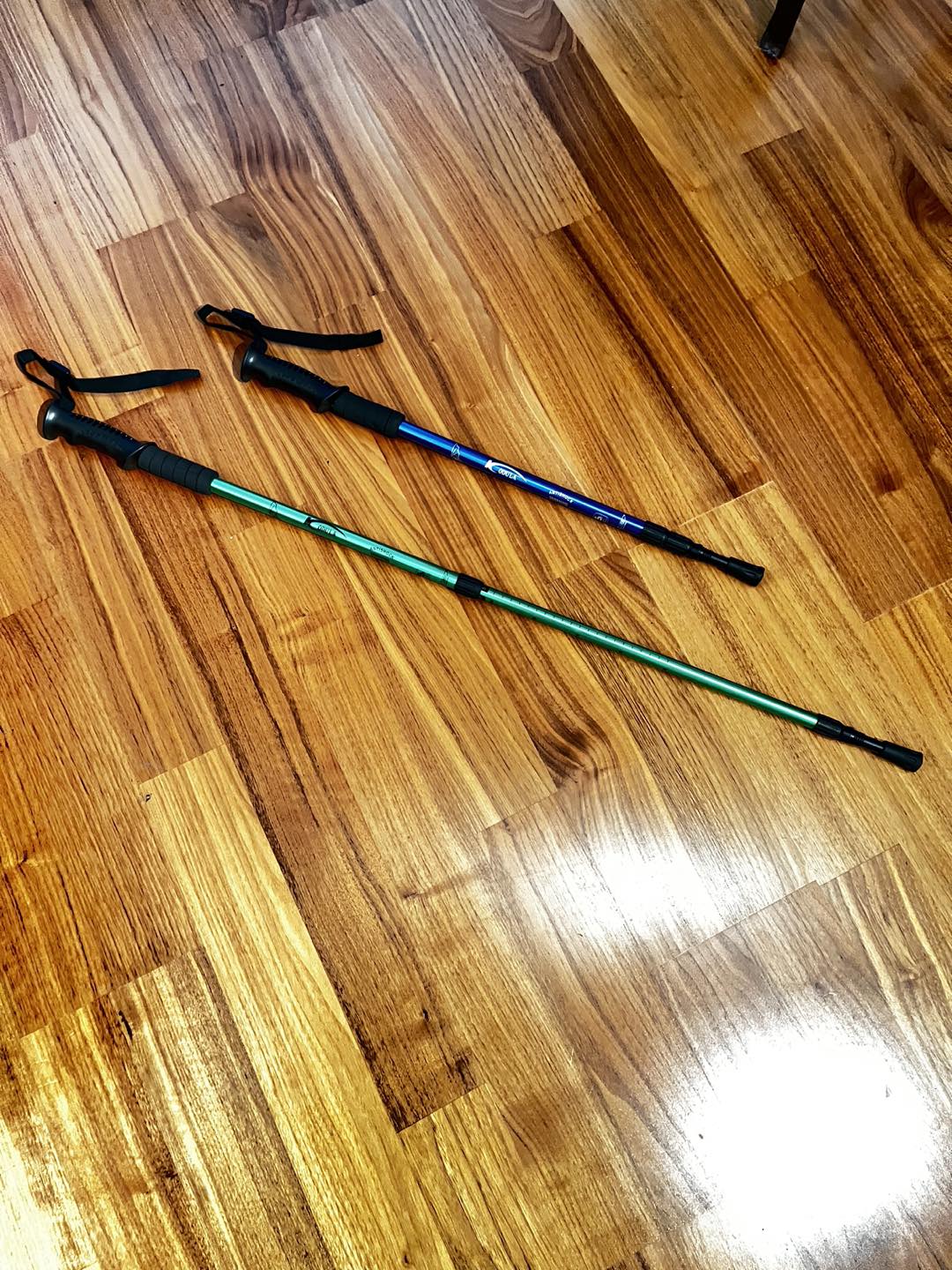 Walking Poles x 2. NEW - photo 2