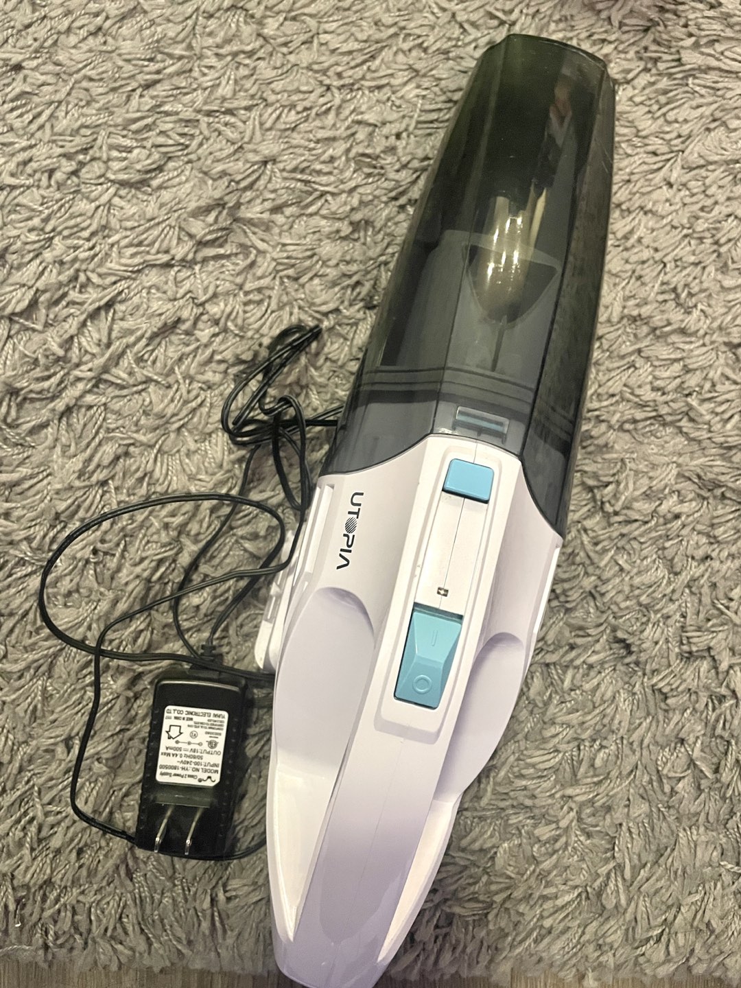Mini Portable Vacuum Cleaner thumbnail