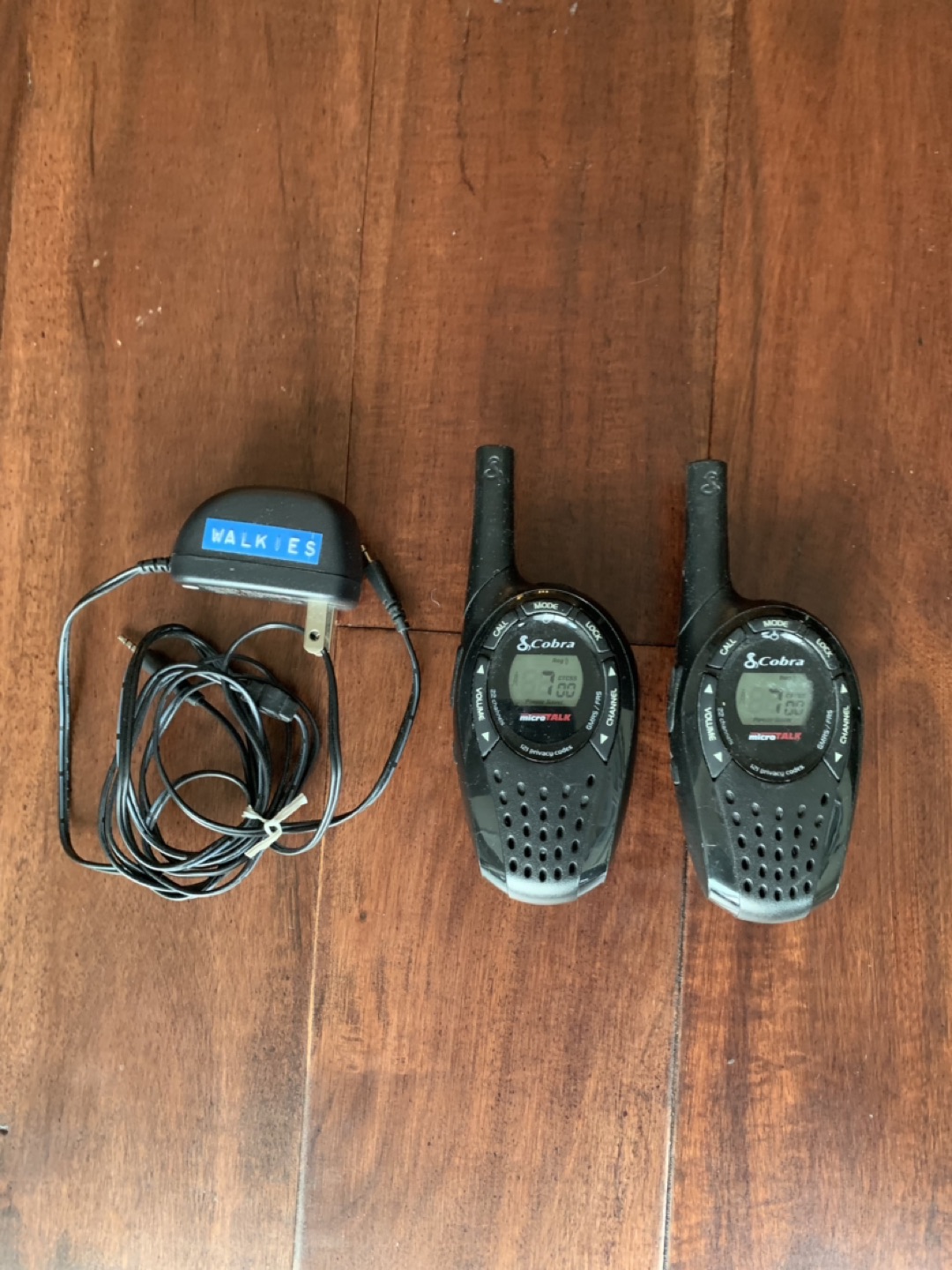 Rechargeable Walkie Talkie Set thumbnail