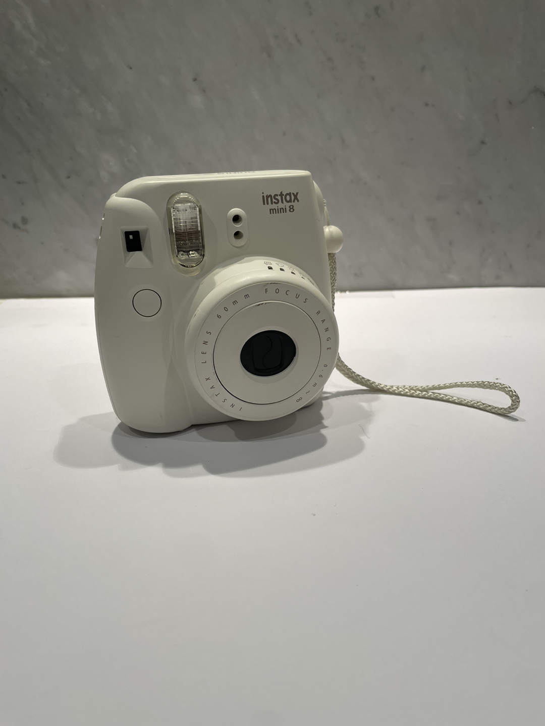 Fujifilm Instax 8 thumbnail