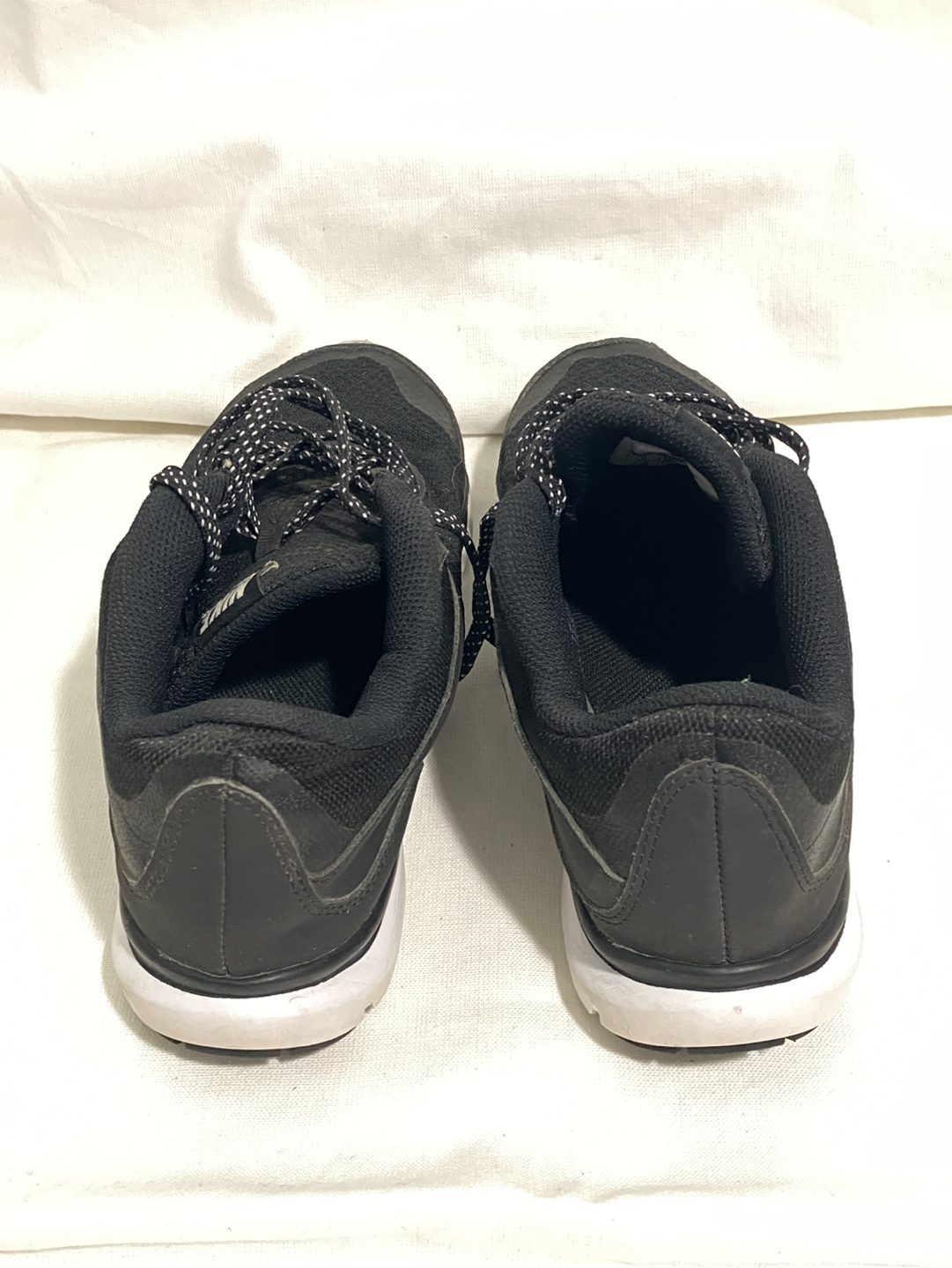 Nike Flex Sneakers Runners size 9 image indicator(3)