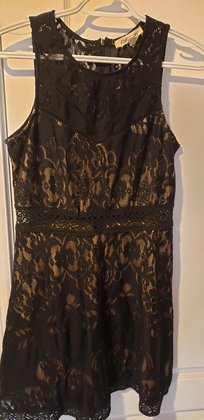 lace dress, part time