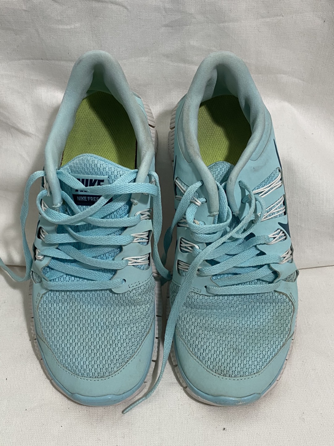 Nike Sneakers Runners Shoes Size 9 image indicator(5)