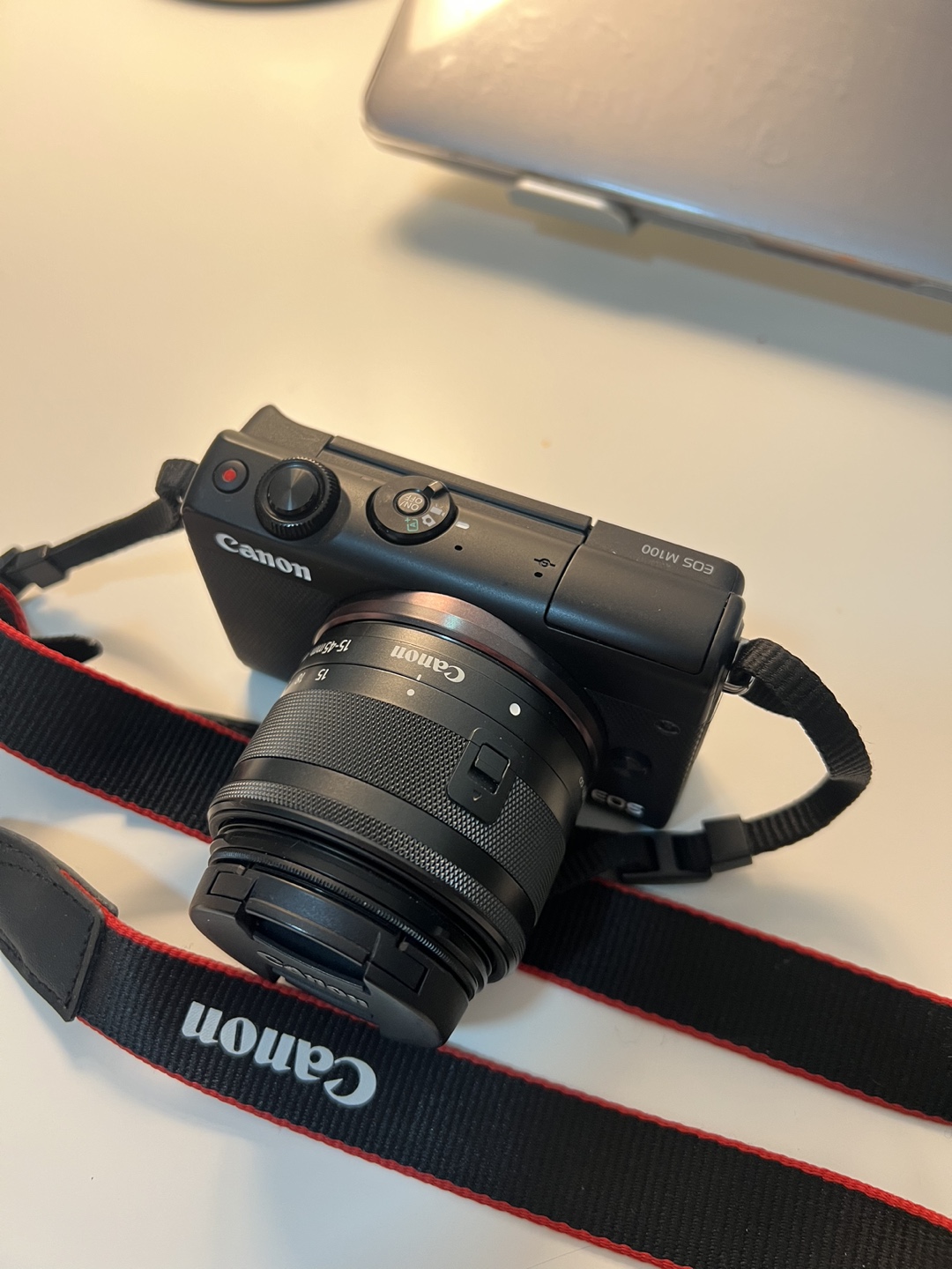 Canon EOS M100 Camera image indicator(5)