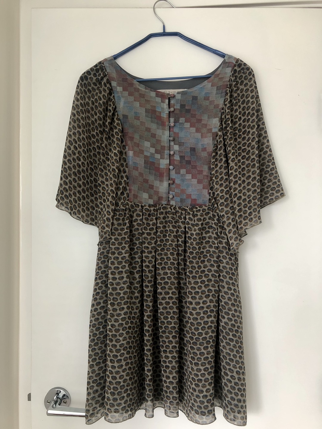 Light summer dress thumbnail
