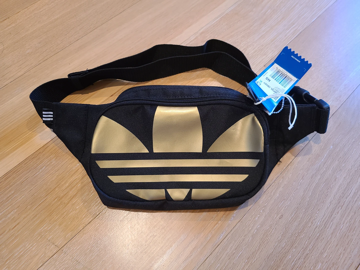 Adidas crossbody pouch