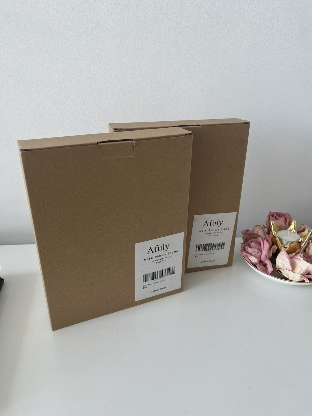 2 Rose gold 5x7 metal picture frames - photo 4