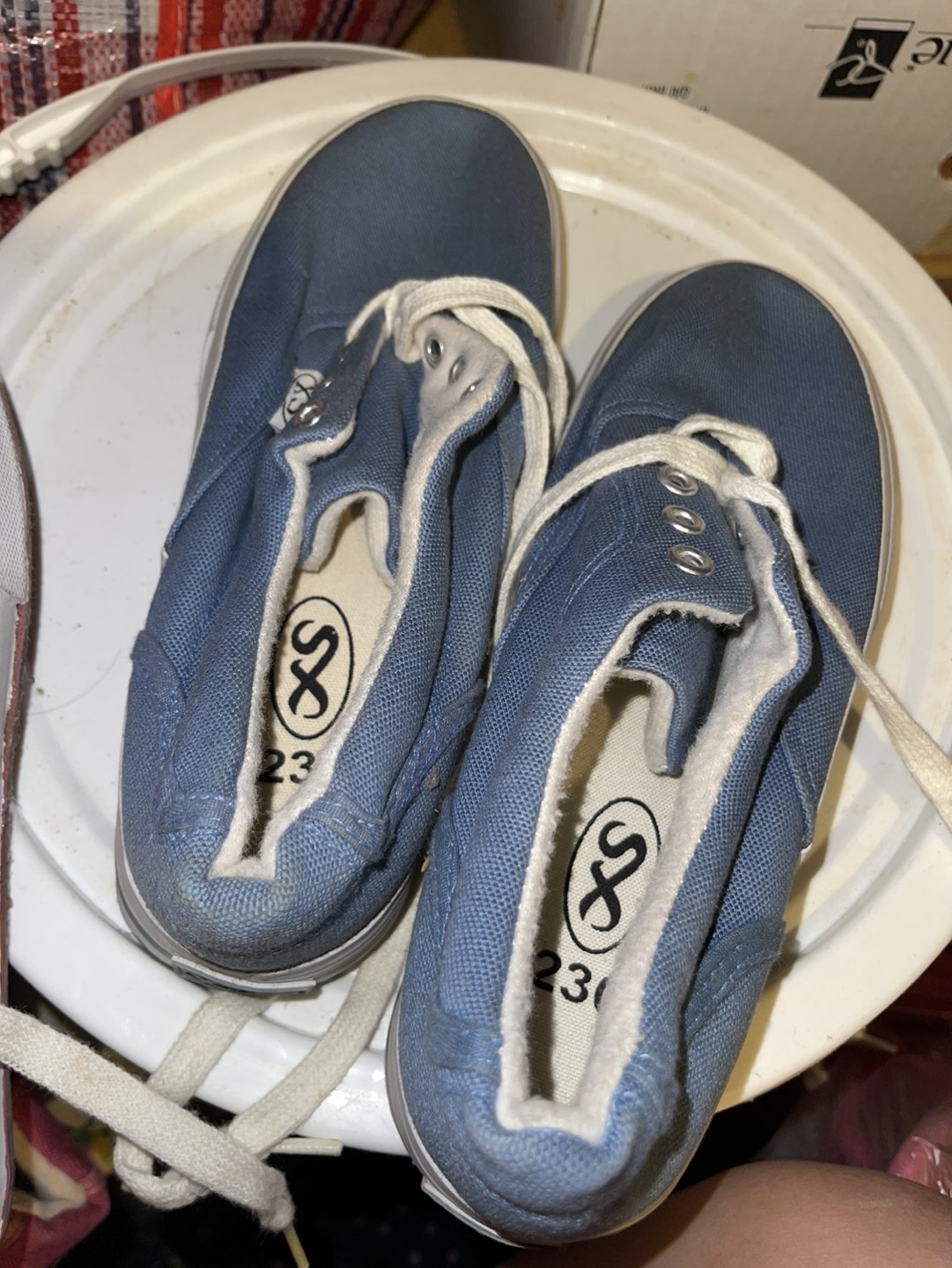 Kids Shoes 🥚 image indicator(2)