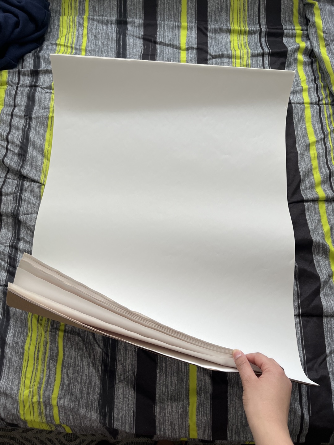 Blank white pages thumbnail