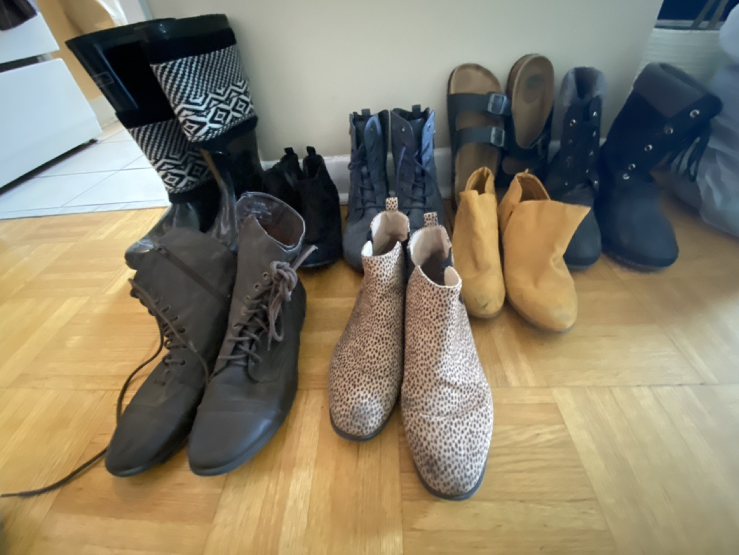Women’s shoes