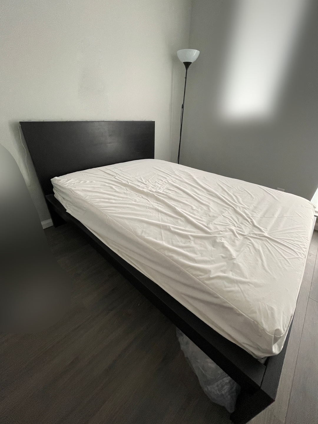 IKEA Malm Full Size Bed frame&Mattress - Please read description - photo 2